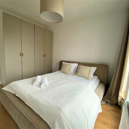 Apartment Luxury Port View - Billberry