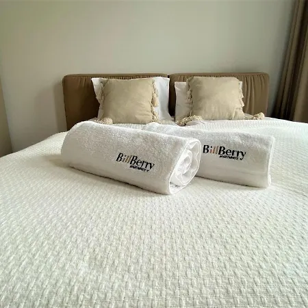 Luxury Port View - Billberry