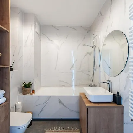 Luxury Port View - Billberry Apartment *